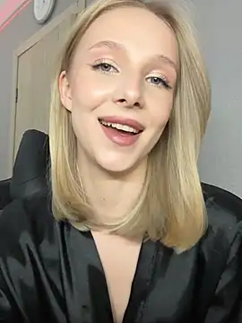 CaseyStar online show from February 11, 4:12 pm