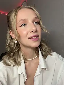 CaseyStar online show from February 12, 3:40 pm