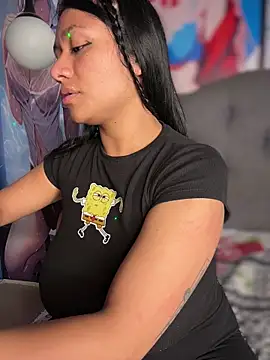 Im Little online show from April 6, 2:31 am