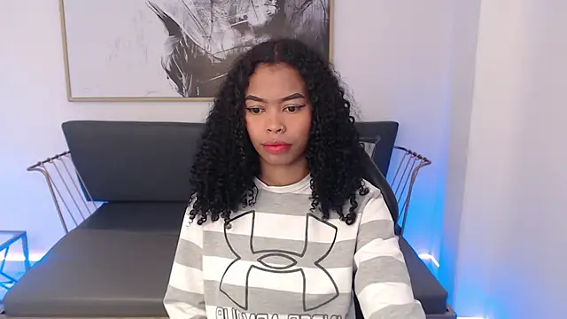 Shenna brunette  online show from December 23, 1:03 pm