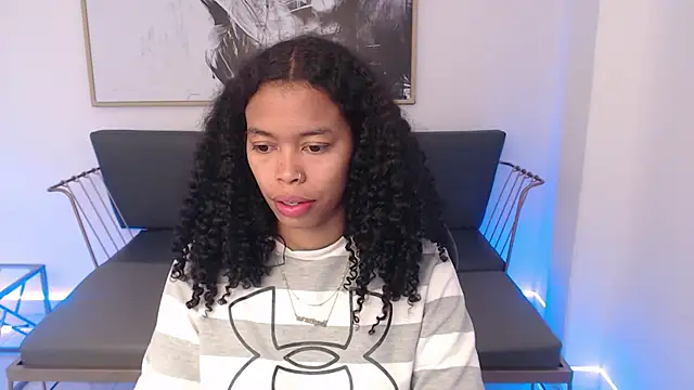 Shenna brunette  online show from December 24, 1:06 pm