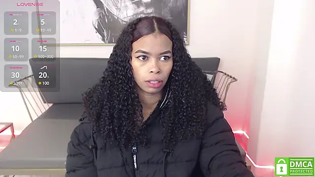 Shenna brunette  online show from January 17, 1:03 pm