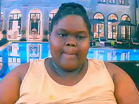 EbonyHotBuns online show from December 13, 7:53 pm