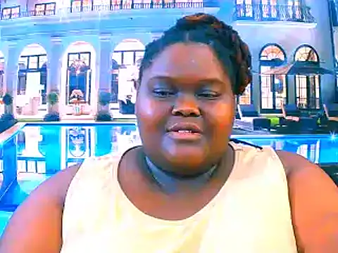 Snapshot of EbonyHotBuns chatting on February 2, 7:29 am EbonyHotBuns online show from February 2, 7:29 am