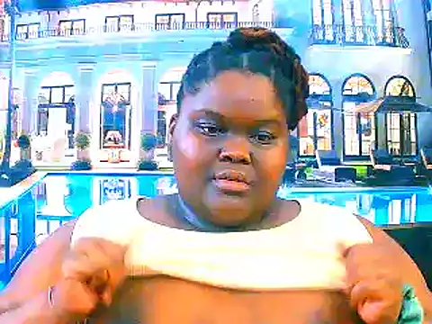 Snapshot of EbonyHotBuns chatting on February 7, 6:44 pm EbonyHotBuns online show from February 7, 6:44 pm