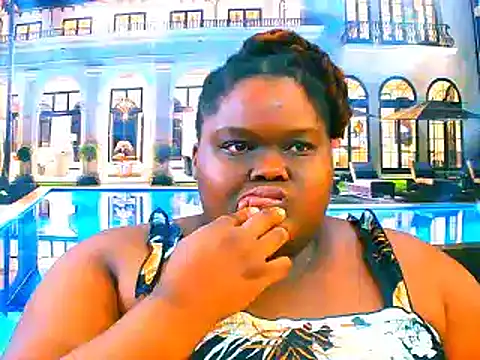 Snapshot of EbonyHotBuns chatting on February 9, 7:01 am EbonyHotBuns online show from February 9, 7:01 am