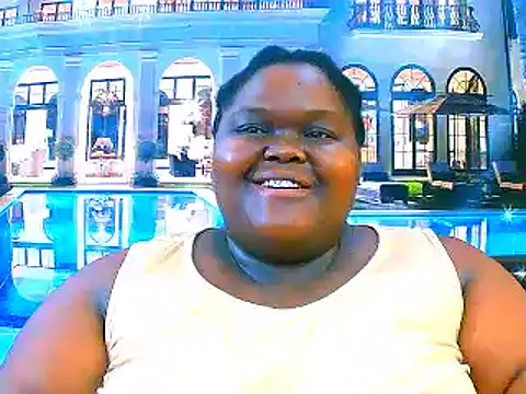 Snapshot of EbonyHotBuns chatting on February 24, 6:28 pm EbonyHotBuns online show from February 24, 6:28 pm