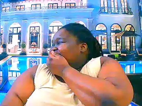 Snapshot of EbonyHotBuns chatting on March 3, 5:13 am EbonyHotBuns online show from March 3, 5:13 am