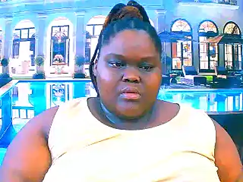 Snapshot of EbonyHotBuns chatting on March 23, 9:52 pm EbonyHotBuns online show from March 23, 9:52 pm