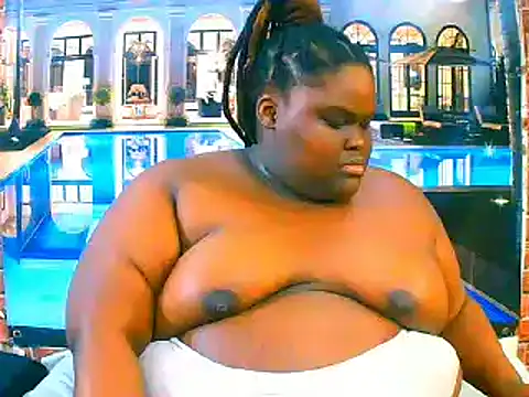 Snapshot of EbonyHotBuns chatting on March 29, 10:26 am EbonyHotBuns online show from March 29, 10:26 am