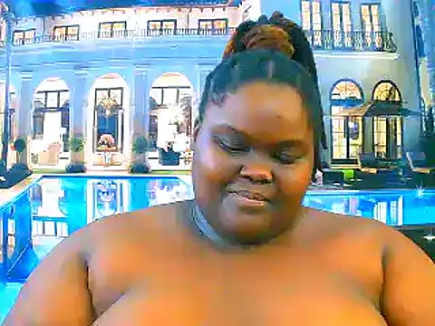 Snapshot of EbonyHotBuns chatting on April 3, 6:44 am EbonyHotBuns online show from April 3, 6:44 am