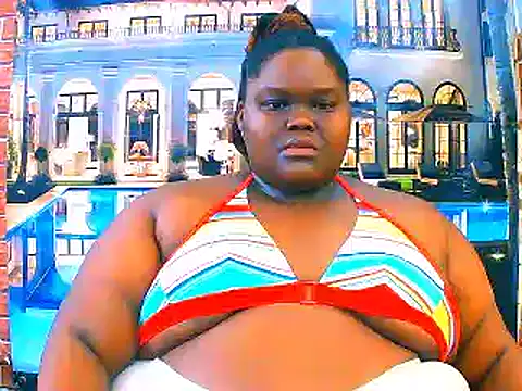 Snapshot of EbonyHotBuns chatting on April 7, 6:30 pm EbonyHotBuns online show from April 7, 6:30 pm