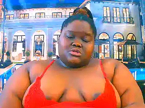 Snapshot of EbonyHotBuns chatting on April 9, 8:47 pm EbonyHotBuns online show from April 9, 8:47 pm