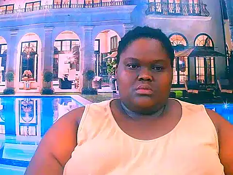 Snapshot of EbonyHotBuns chatting on June 19, 10:13 pm EbonyHotBuns online show from June 19, 10:13 pm