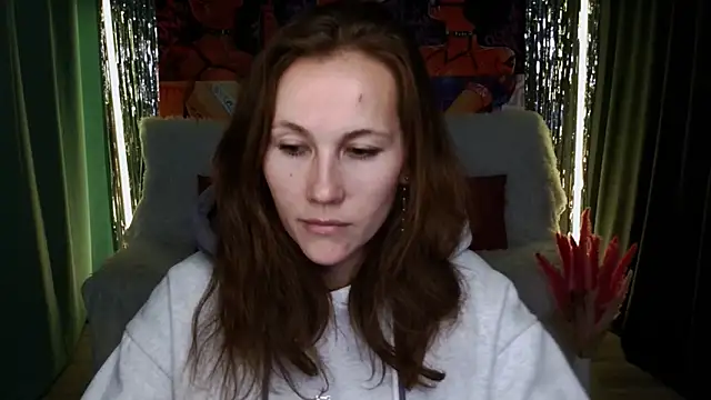 Snapshot of MichelleOrtis chatting on February 6, 7:40 pm MichelleOrtis online show from February 6, 7:40 pm