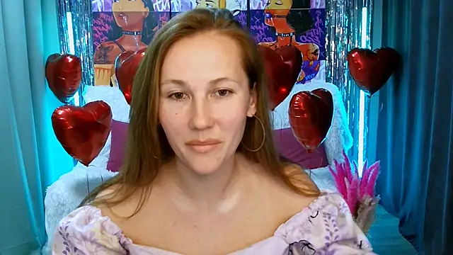Snapshot of MichelleOrtis chatting on February 17, 1:32 pm MichelleOrtis online show from February 17, 1:32 pm