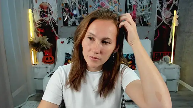 Snapshot of MichelleOrtis chatting on October 30, 12:39 pm MichelleOrtis online show from October 30, 12:39 pm