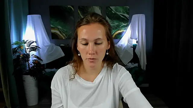 Snapshot of MichelleOrtis chatting on November 5, 12:27 pm MichelleOrtis online show from November 5, 12:27 pm