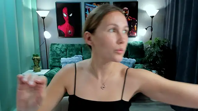 Snapshot of MichelleOrtis chatting on November 19, 12:49 pm MichelleOrtis online show from November 19, 12:49 pm