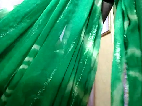 Snapshot of poojaxxx65 chatting on December 13, 11:32 pm poojaxxx65 online show from December 13, 11:32 pm