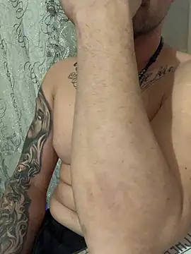 lora19922 online show from February 6, 8:45 pm