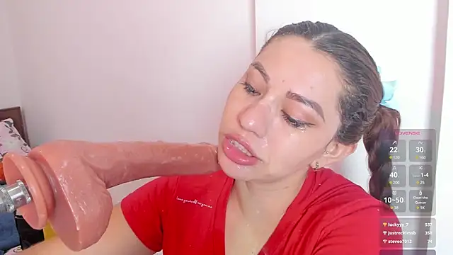 hade cute online show from December 17, 7:26 pm