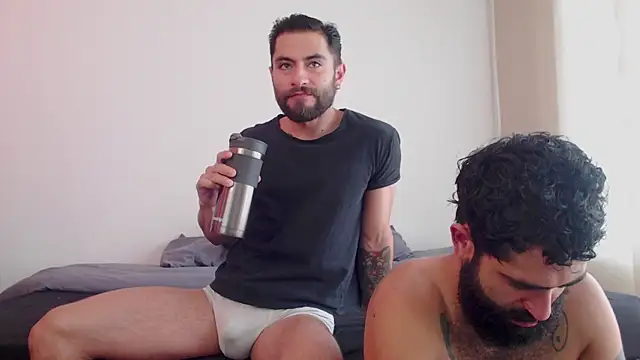 Snapshot of Drogamma chatting on July 7, 1:59 pm Drogamma online show from July 7, 1:59 pm