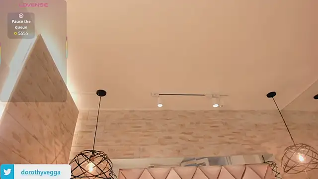 dorothy vegga online show from October 18, 4:04 am