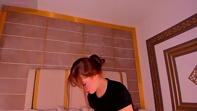 AbigailCarter online show from October 28, 11:40 pm