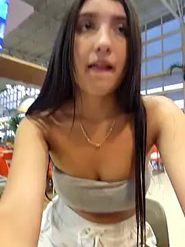 Snapshot of Matilda_russoo chatting on January 25, 10:50 pm Matilda russoo online show from January 25, 10:50 pm