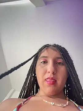 Snapshot of Matilda_russoo chatting on February 5, 12:49 pm Matilda russoo online show from February 5, 12:49 pm