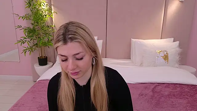 HelenaMorgan online show from February 22, 9:23 am