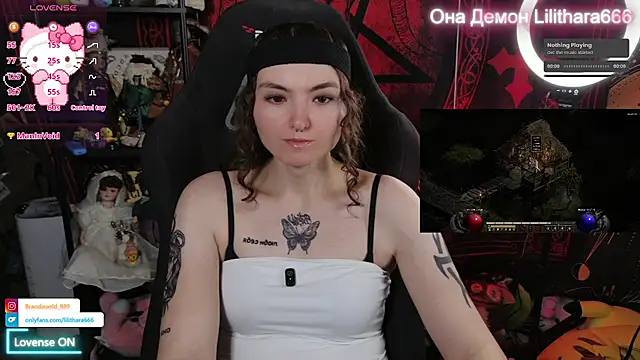 BrandiWRLD 999 online show from February 17, 8:04 pm