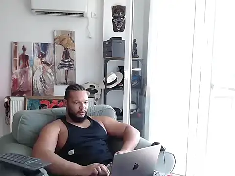 Snapshot of 1LordKingsley chatting on July 11, 1:36 pm 1LordKingsley online show from July 11, 1:36 pm