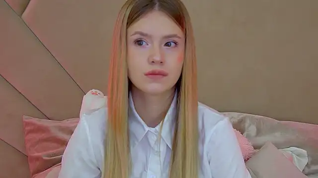 MilanaBalmain online show from October 20, 4:13 am