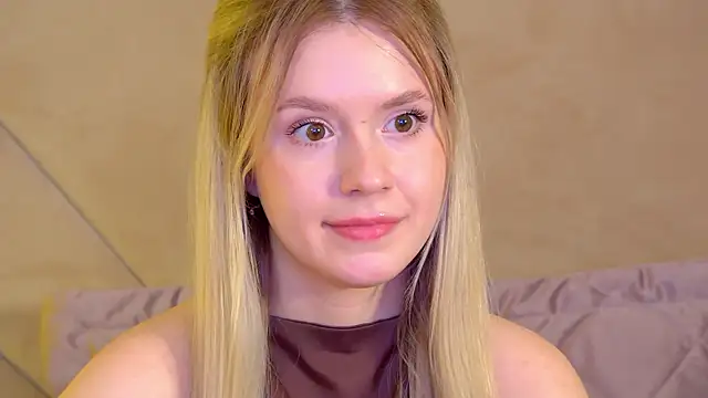 MilanaBalmain online show from January 13, 4:34 pm