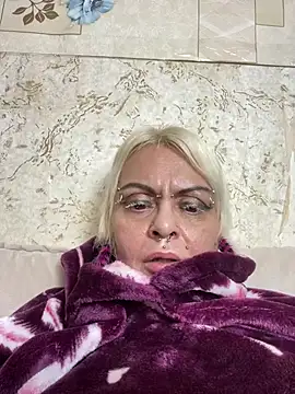 Snapshot of Gardener_of_Illusions chatting on February 21, 5:35 am Gardener of Illusions online show from February 21, 5:35 am