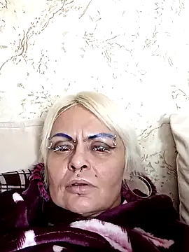 Snapshot of Gardener_of_Illusions chatting on February 24, 10:04 am Gardener of Illusions online show from February 24, 10:04 am