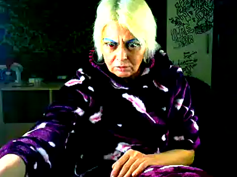 Snapshot of Gardener_of_Illusions chatting on February 24, 1:10 pm Gardener of Illusions online show from February 24, 1:10 pm