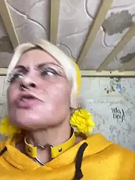 Snapshot of Gardener_of_Illusions chatting on March 2, 12:54 pm Gardener of Illusions online show from March 2, 12:54 pm