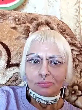 Snapshot of Gardener_of_Illusions chatting on March 5, 8:21 am Gardener of Illusions online show from March 5, 8:21 am