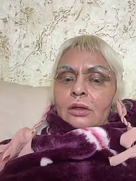 Snapshot of Gardener_of_Illusions chatting on March 8, 10:34 pm Gardener of Illusions online show from March 8, 10:34 pm