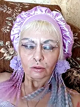 Snapshot of Gardener_of_Illusions chatting on March 14, 2:19 pm Gardener of Illusions online show from March 14, 2:19 pm