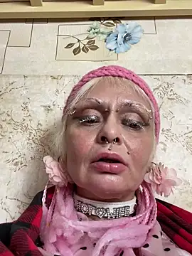 Snapshot of Gardener_of_Illusions chatting on March 17, 9:45 pm Gardener of Illusions online show from March 17, 9:45 pm