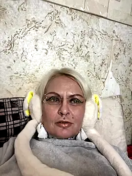 Snapshot of Gardener_of_Illusions chatting on October 5, 5:17 am Gardener of Illusions online show from October 5, 5:17 am