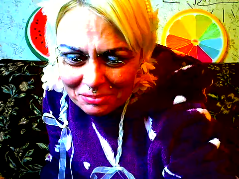 Snapshot of Gardener_of_Illusions chatting on October 19, 8:37 am Gardener of Illusions online show from October 19, 8:37 am