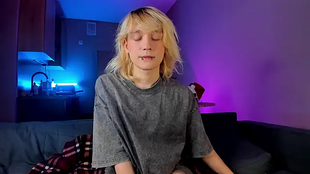 Gregory Byyrd online show from December 22, 5:23 am