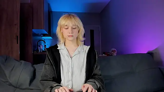 Gregory Byyrd online show from February 22, 7:14 pm