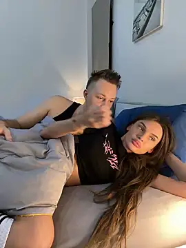 Snapshot of dreamgirls100 chatting on January 7, 7:06 pm dreamgirls100 online show from January 7, 7:06 pm