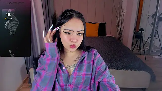 baby  kim online show from February 13, 8:13 pm